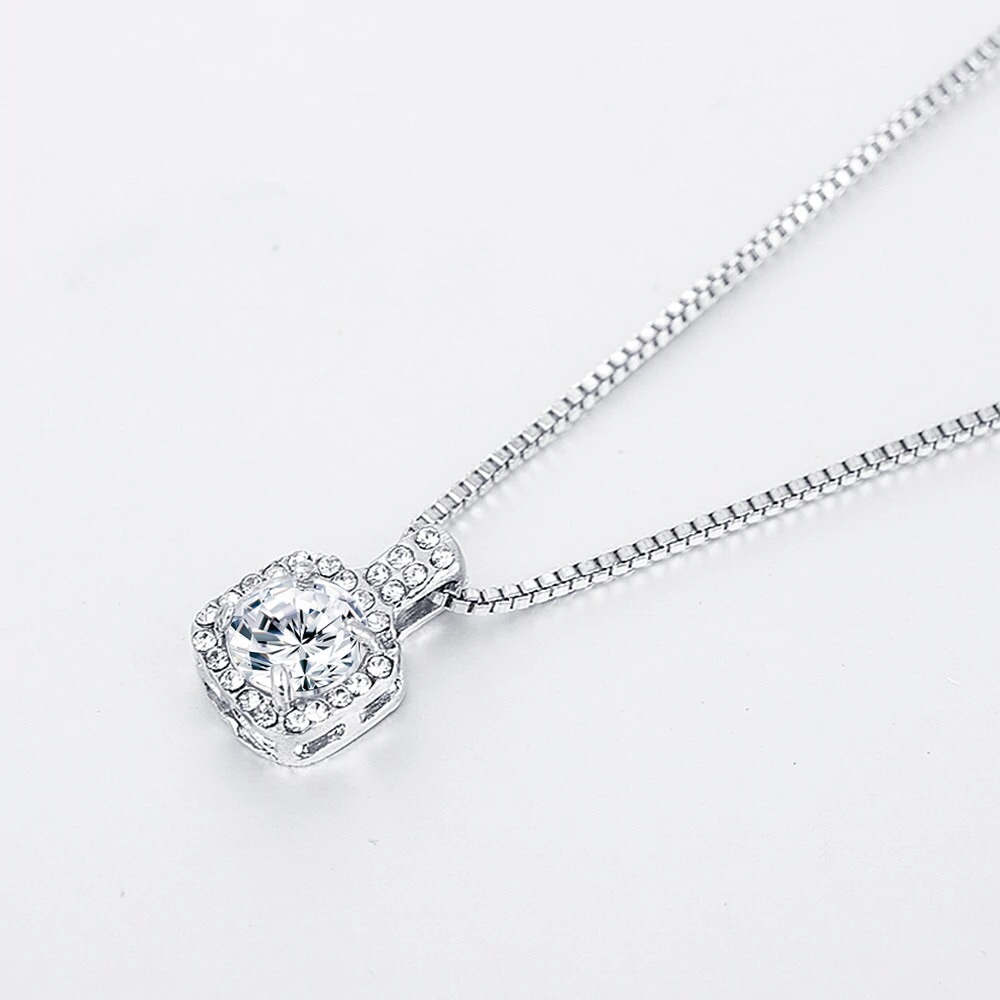 Square Rhinestone Pendant Chain Necklace in Silver - Picture 6 of 7